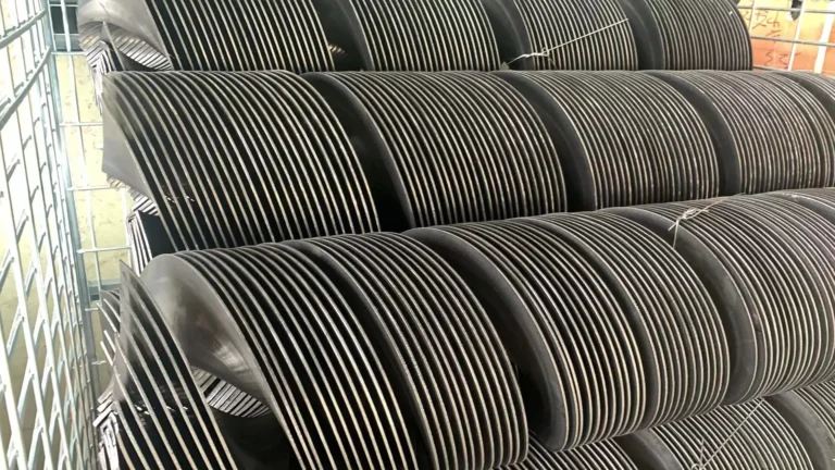 Vuelo helicoidal continuo Q235 apilado para exportación industrial