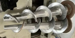 eje helicoidal ensamblado con vuelo para transportador industrial