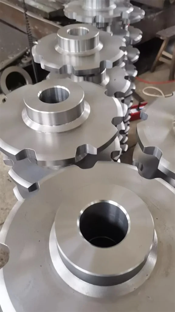 Ruedas dentadas mecanizadas para sistemas de transmisión por cadena industrial
