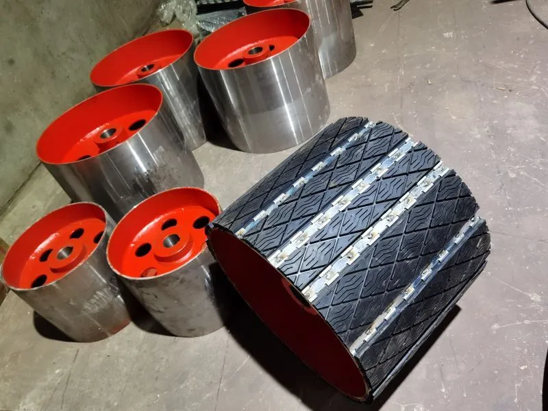 Poleas para elevadores con recubrimiento de caucho industrial