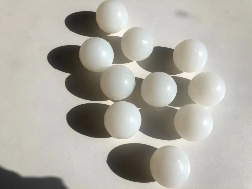 Diferentes tamaños de bolas limpiadoras de goma para equipos de tamizado