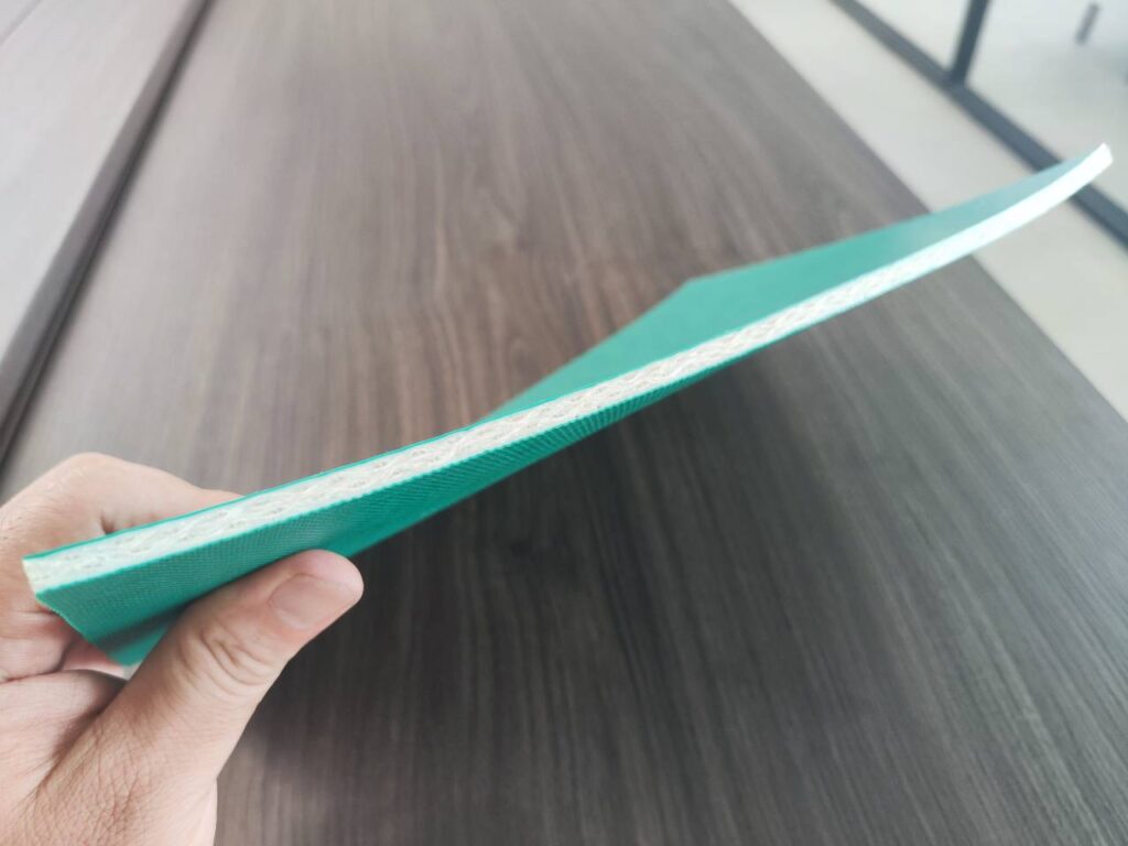 Estructura multicapa de banda transportadora PVC grado alimenticio
