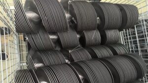 Álabes helicoidales continuos personalizados con diámetro exterior de 250 mm, diámetro interior de 60.3 mm, paso de 250 mm, longitud de 1000 mm y espesor de 5 mm